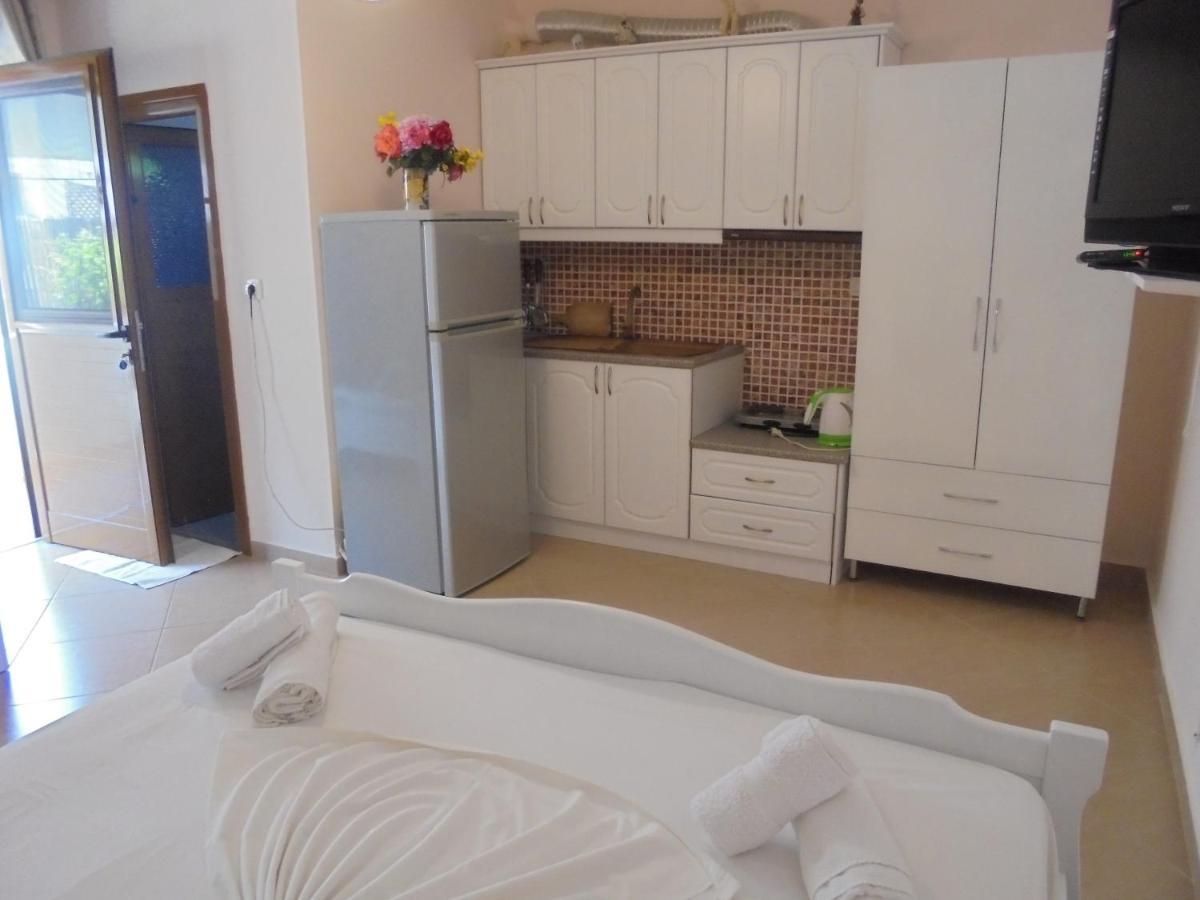Zacaj Hotel Ksamil Eksteriør billede