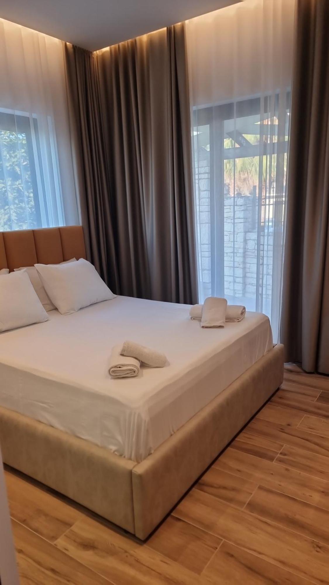 Zacaj Hotel Ksamil Eksteriør billede
