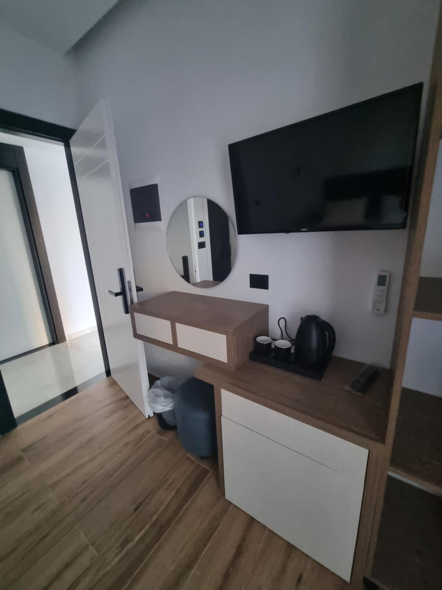 Zacaj Hotel Ksamil Eksteriør billede