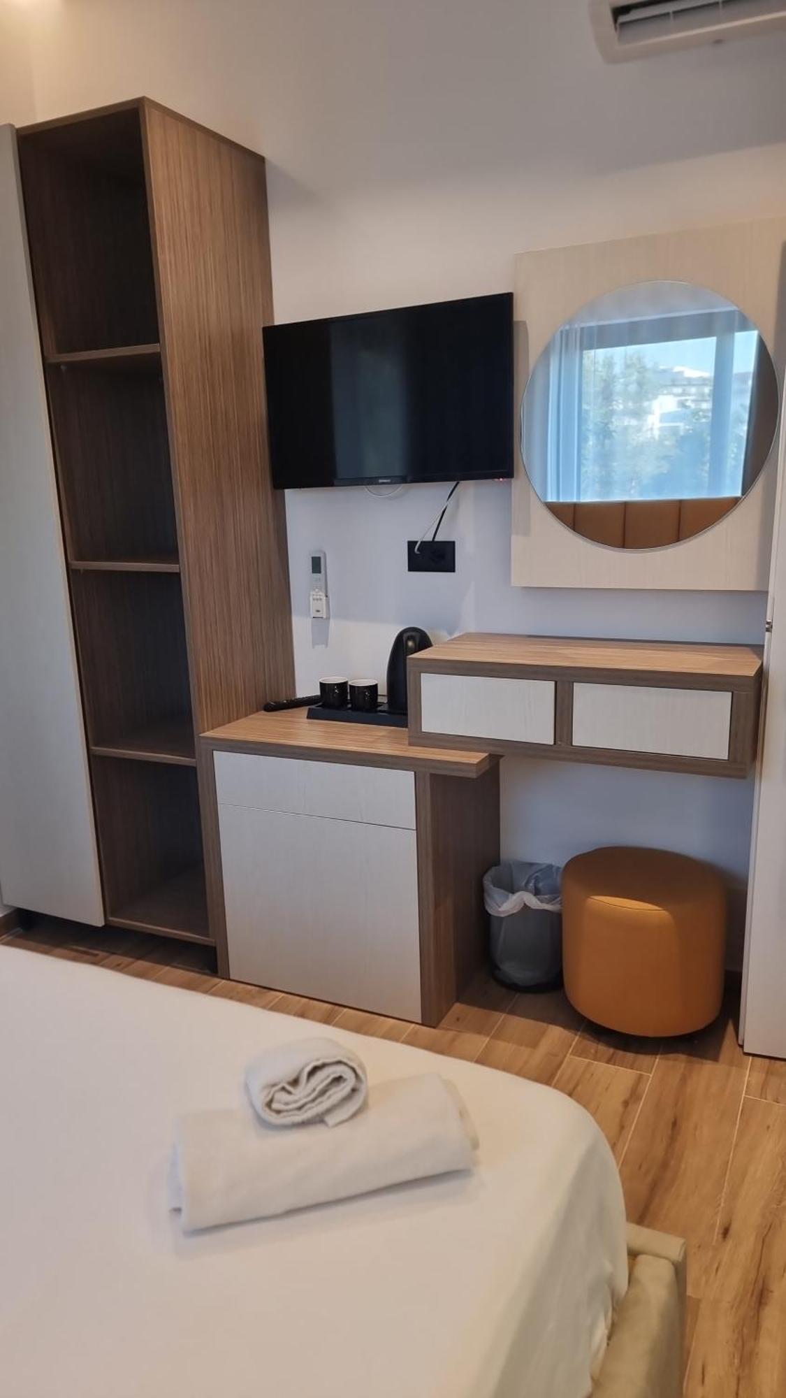 Zacaj Hotel Ksamil Eksteriør billede